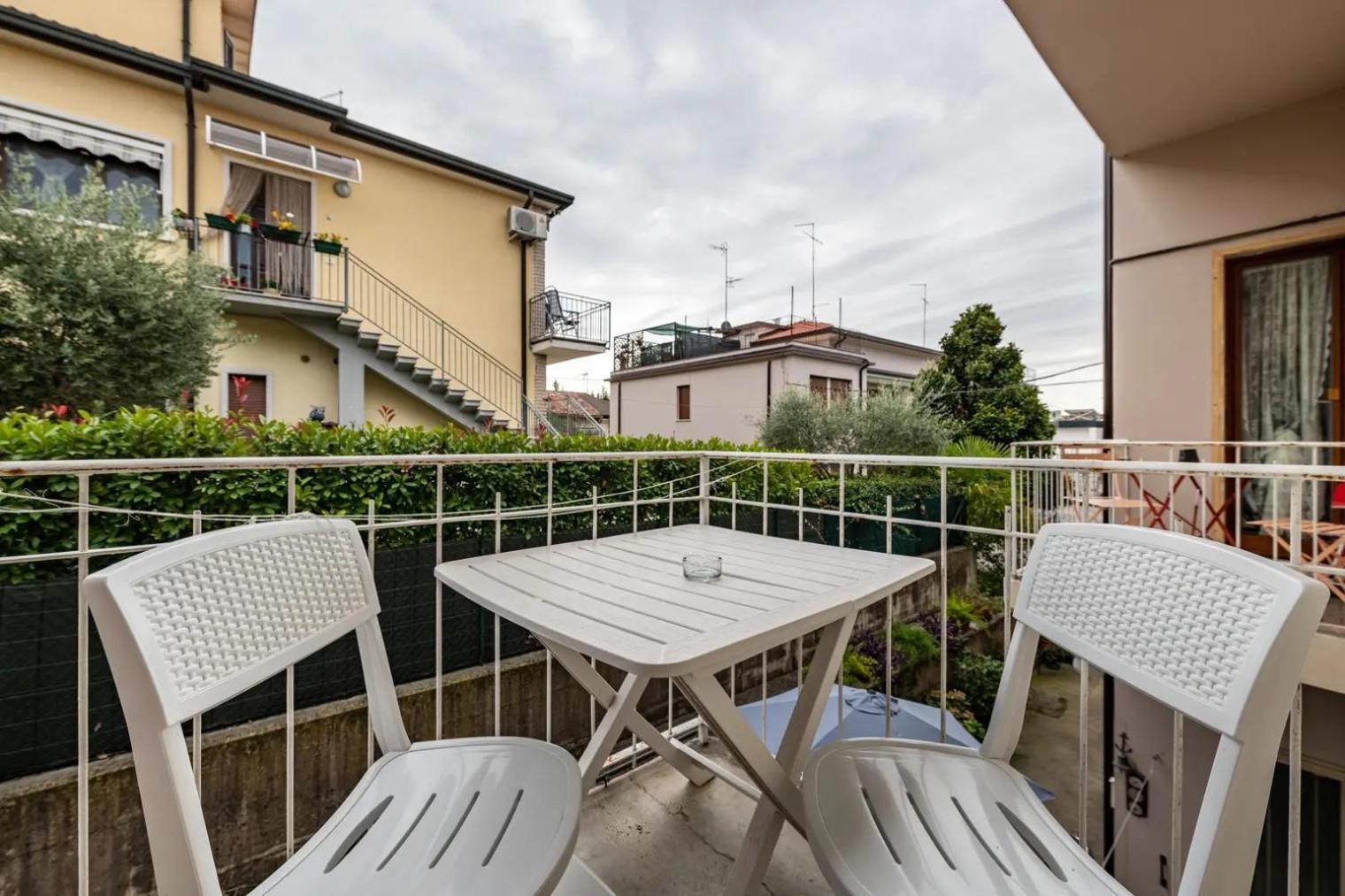 Civico 22 Peschiera del Garda Exterior foto